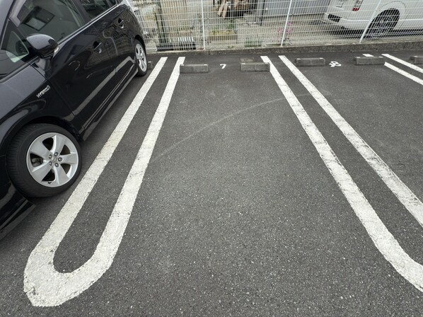 エテルナ・パークの物件外観写真